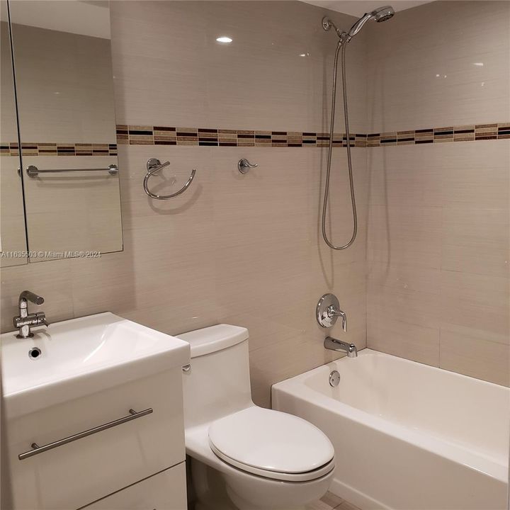 Recently Rented: $2,650 (2 beds, 2 baths, 1020 Square Feet)