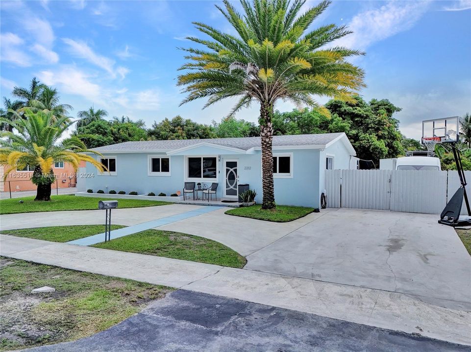 Recently Sold: $579,099 (3 beds, 2 baths, 1248 Square Feet)