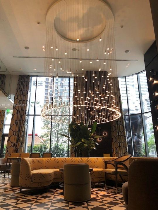 最近租的: $7,900 (3 贝兹, 3 浴室, 1450 平方英尺)