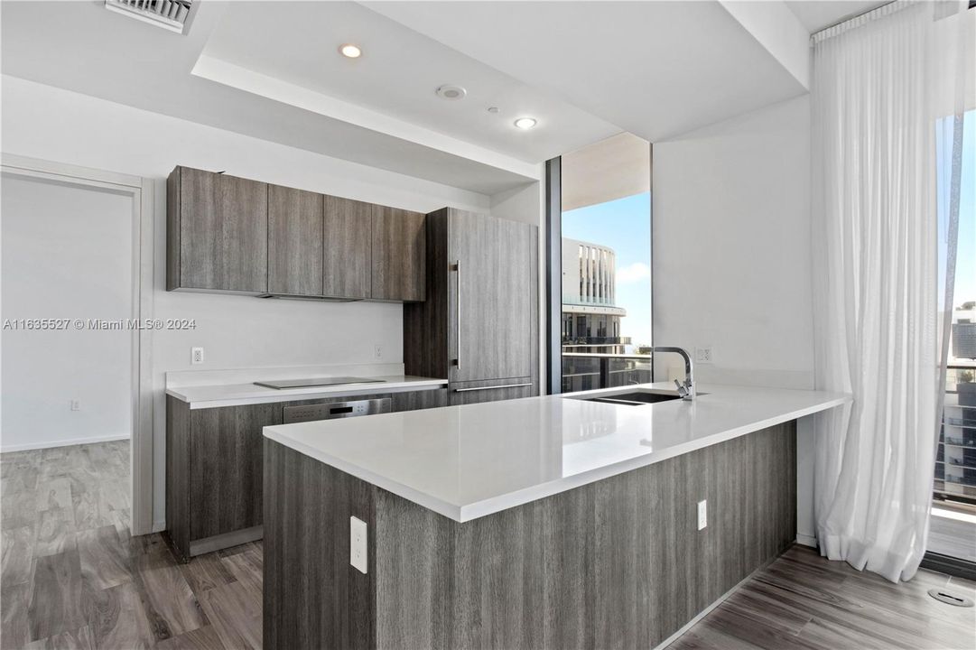 最近租的: $7,900 (3 贝兹, 3 浴室, 1450 平方英尺)