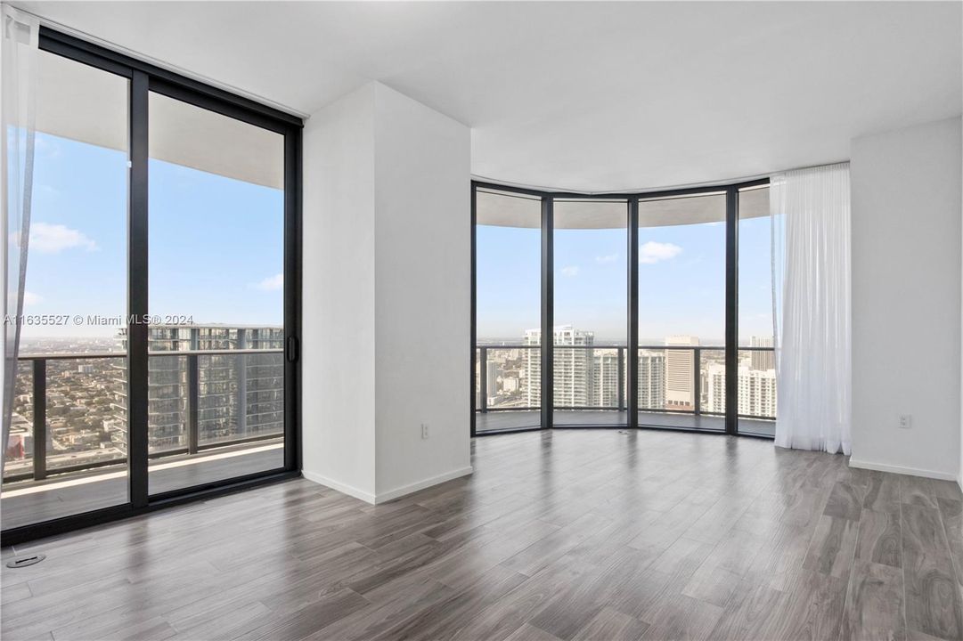 最近租的: $7,900 (3 贝兹, 3 浴室, 1450 平方英尺)