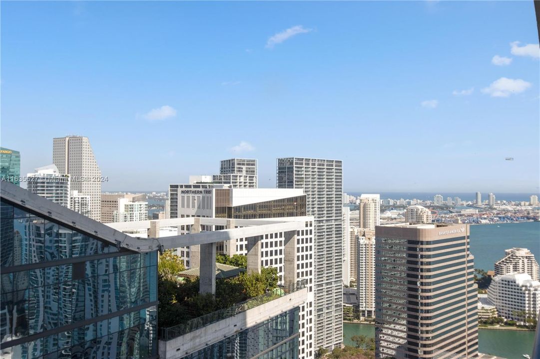 最近租的: $7,900 (3 贝兹, 3 浴室, 1450 平方英尺)