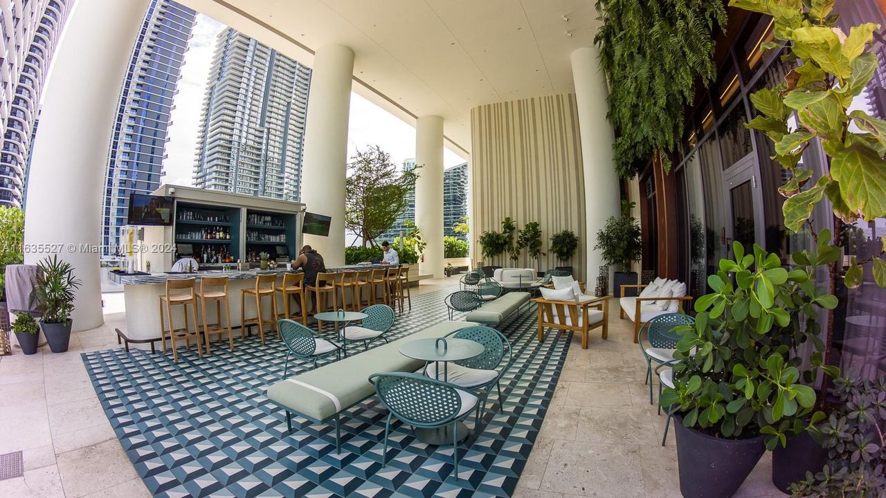 最近租的: $7,900 (3 贝兹, 3 浴室, 1450 平方英尺)