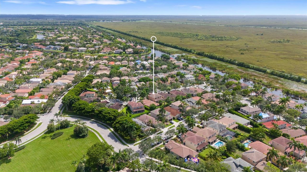 Active With Contract: $910,000 (5 beds, 3 baths, 2672 Square Feet)