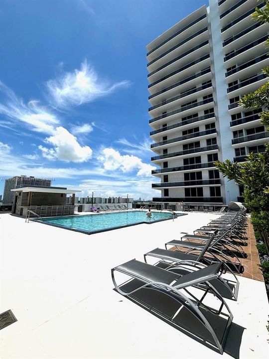 THE LEXI RESIDENCE POOL AREA