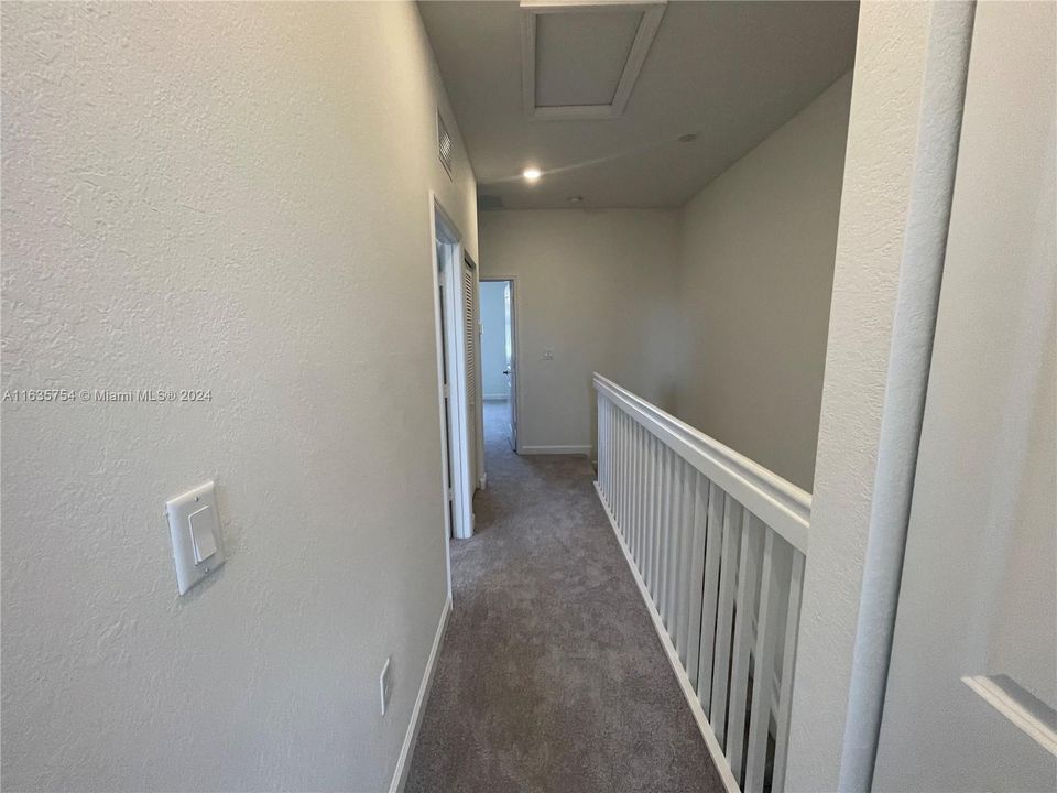 Recently Rented: $2,650 (3 beds, 2 baths, 1393 Square Feet)