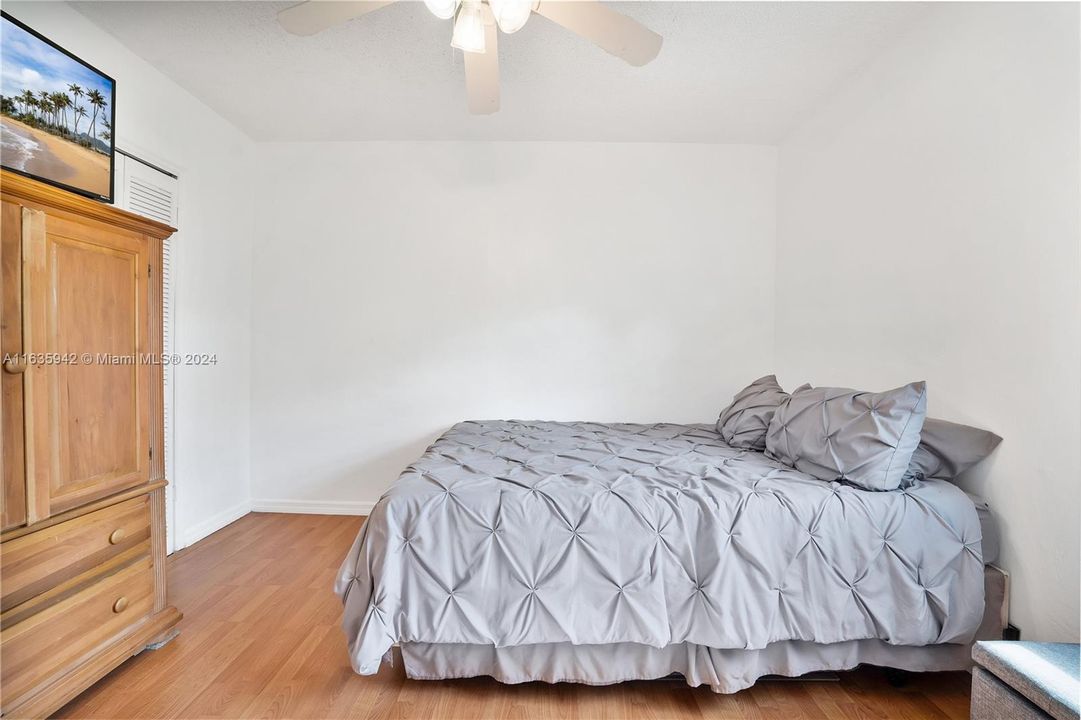 Recently Sold: $561,000 (3 beds, 2 baths, 1770 Square Feet)