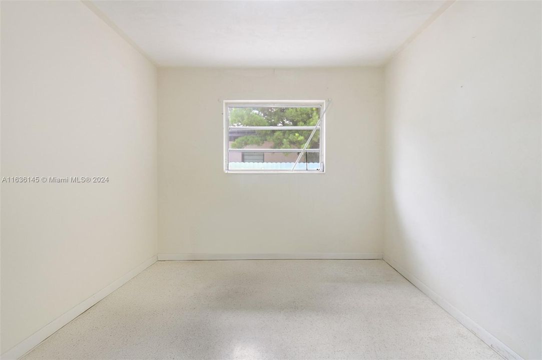 Recently Sold: $629,000 (3 beds, 2 baths, 1476 Square Feet)