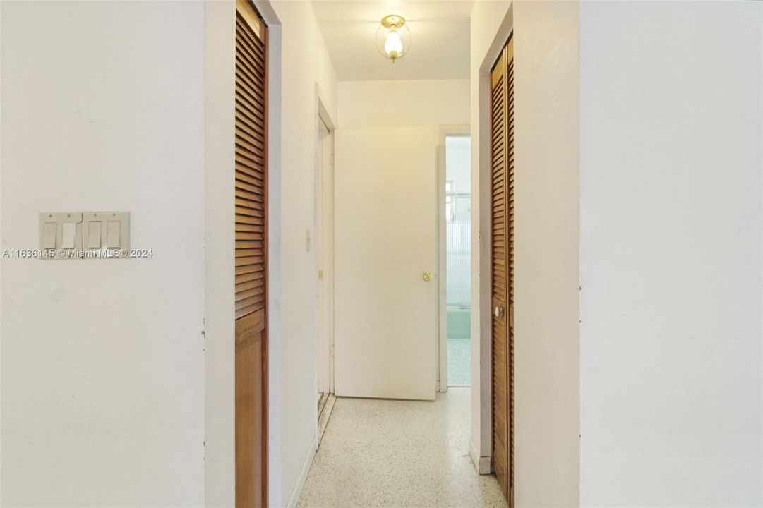 Recently Sold: $629,000 (3 beds, 2 baths, 1476 Square Feet)