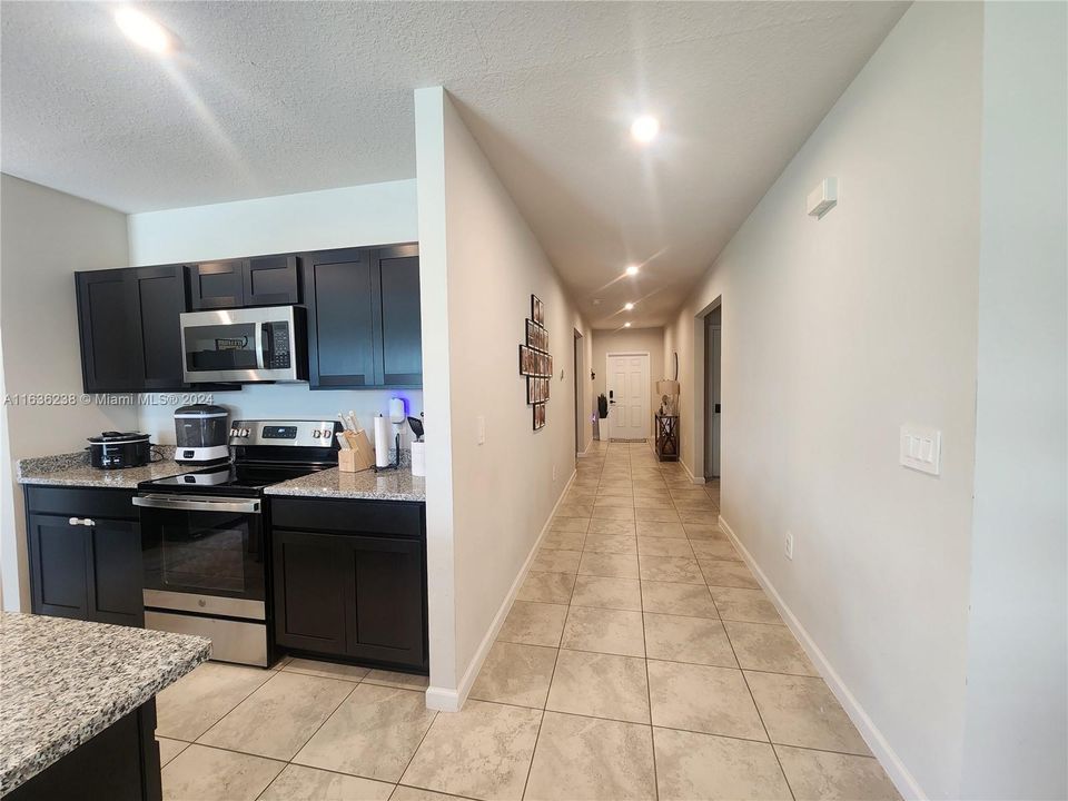 For Sale: $429,900 (4 beds, 2 baths, 1715 Square Feet)