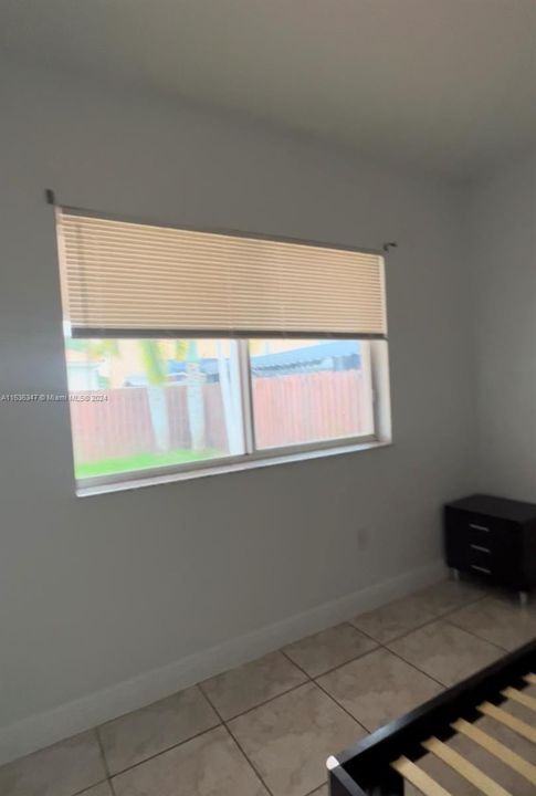 Recently Rented: $3,300 (3 beds, 2 baths, 1203 Square Feet)