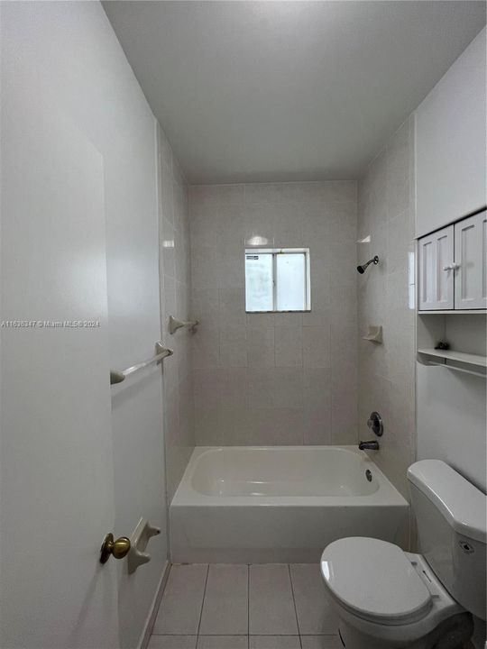 Recently Rented: $3,300 (3 beds, 2 baths, 1203 Square Feet)