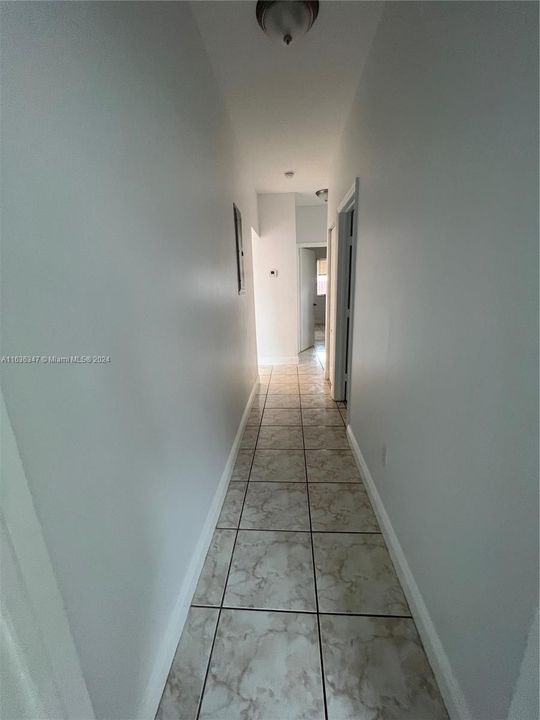 Recently Rented: $3,300 (3 beds, 2 baths, 1203 Square Feet)