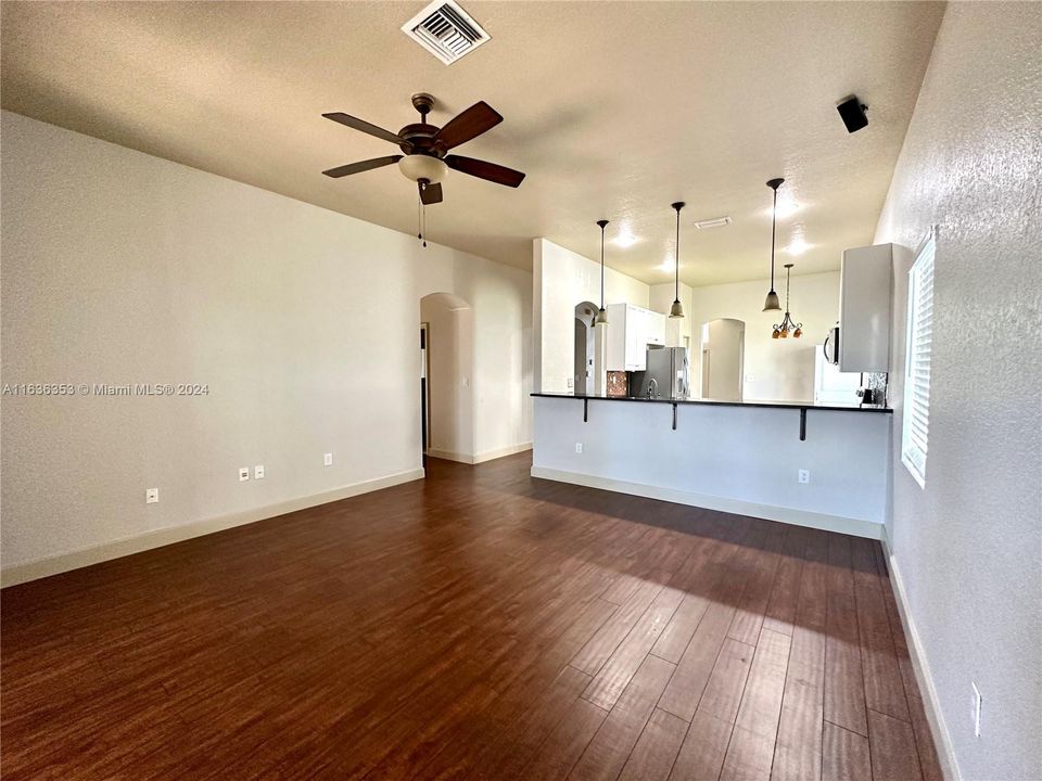 Active With Contract: $4,250 (4 beds, 2 baths, 2074 Square Feet)