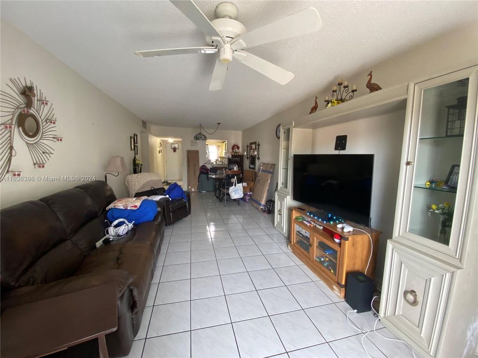 Recently Sold: $205,000 (2 beds, 2 baths, 1000 Square Feet)