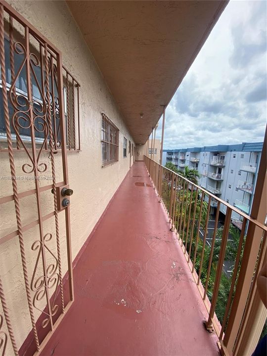 Recently Sold: $205,000 (2 beds, 2 baths, 1000 Square Feet)