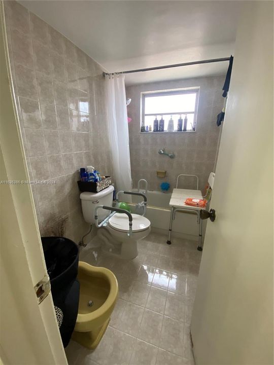 Recently Sold: $205,000 (2 beds, 2 baths, 1000 Square Feet)