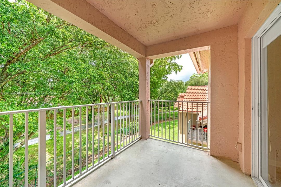 Недавно арендовано: $2,380 (2 спален, 2 ванн, 1075 Квадратных фут)