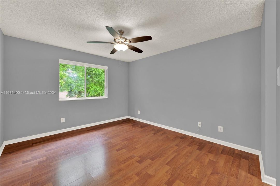 Недавно арендовано: $2,380 (2 спален, 2 ванн, 1075 Квадратных фут)