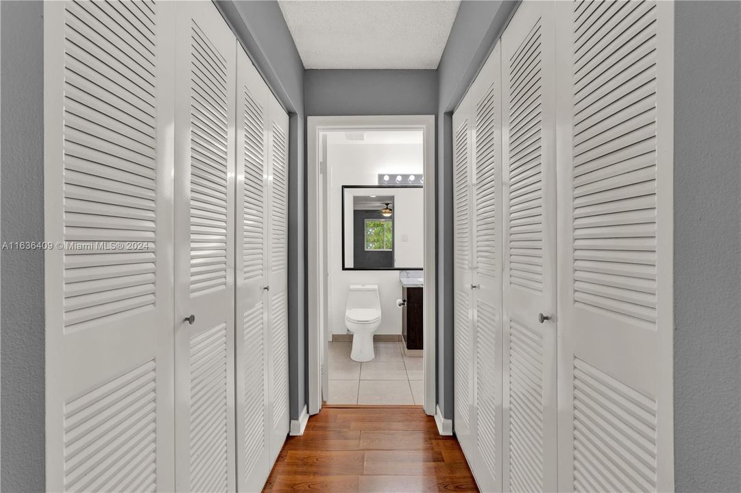 Недавно арендовано: $2,380 (2 спален, 2 ванн, 1075 Квадратных фут)