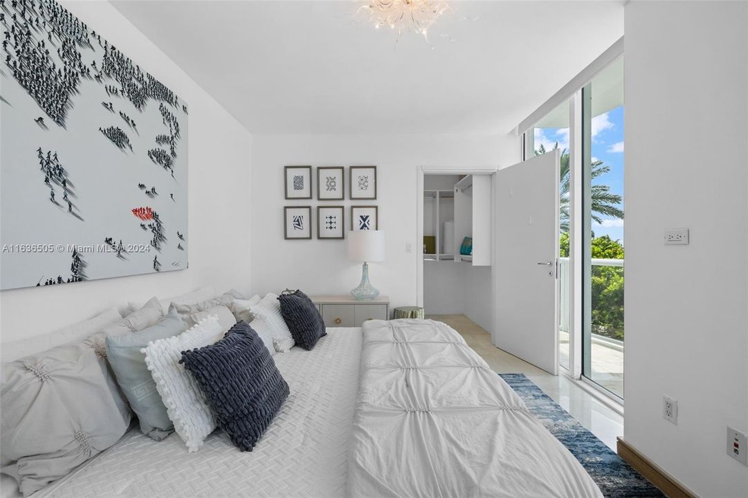 Recently Rented: $9,500 (1 beds, 1 baths, 609 Square Feet)