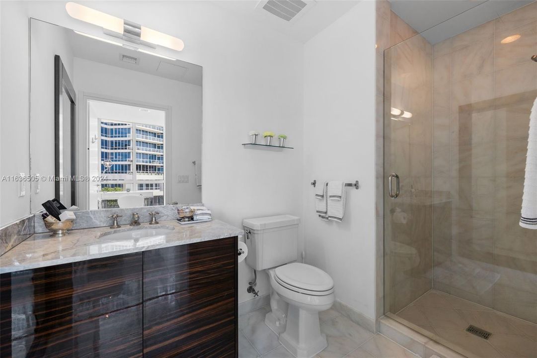 Recently Rented: $9,500 (1 beds, 1 baths, 609 Square Feet)