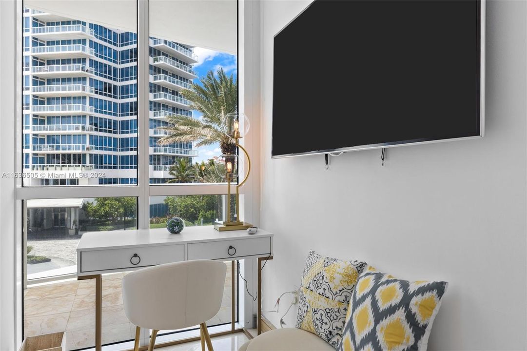 Recently Rented: $9,500 (1 beds, 1 baths, 609 Square Feet)