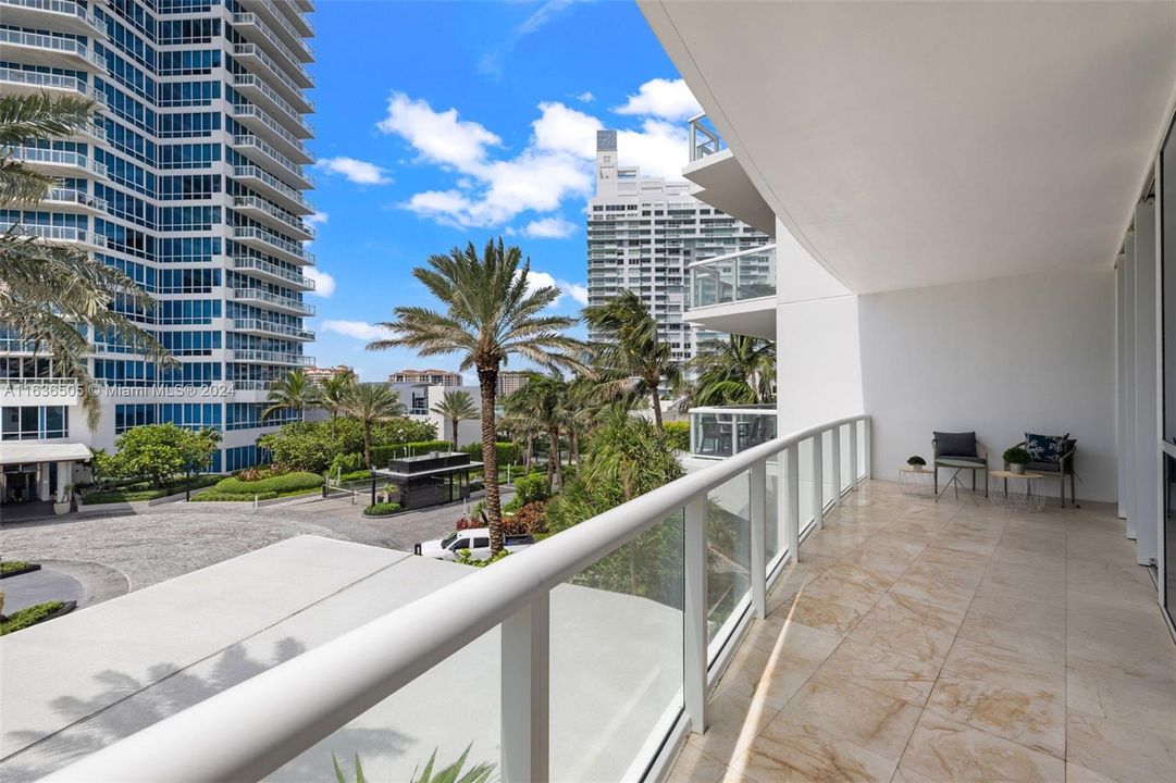 Recently Rented: $9,500 (1 beds, 1 baths, 609 Square Feet)