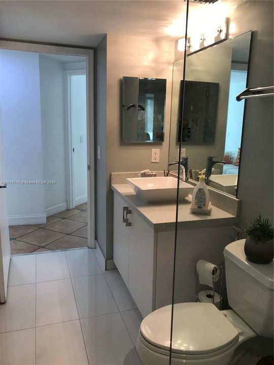 Recently Rented: $4,700 (2 beds, 2 baths, 1530 Square Feet)