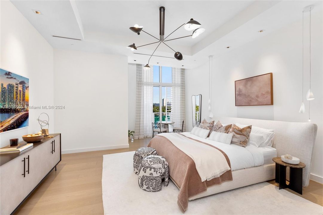 For Sale: $4,995,000 (2 beds, 2 baths, 2766 Square Feet)