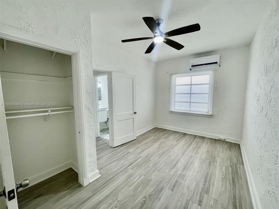 Recently Rented: $2,100 (1 beds, 1 baths, 700 Square Feet)