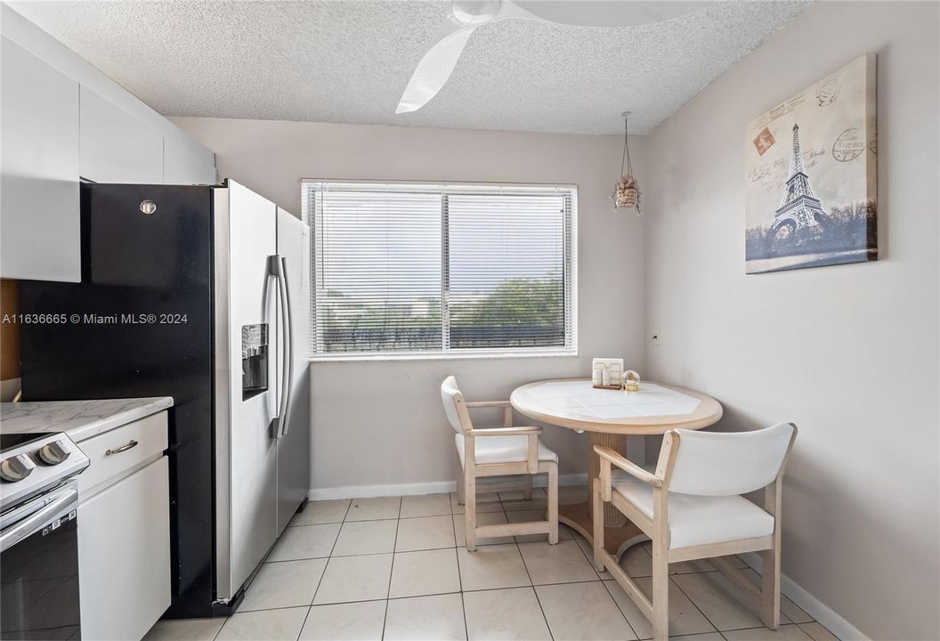 For Sale: $185,000 (2 beds, 2 baths, 1444 Square Feet)