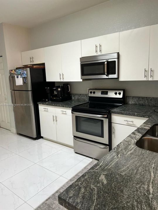 Active With Contract: $3,700 (4 beds, 2 baths, 1790 Square Feet)