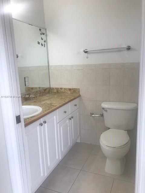 Recientemente alquilado: $2,800 (2 camas, 2 baños, 2580 Pies cuadrados)