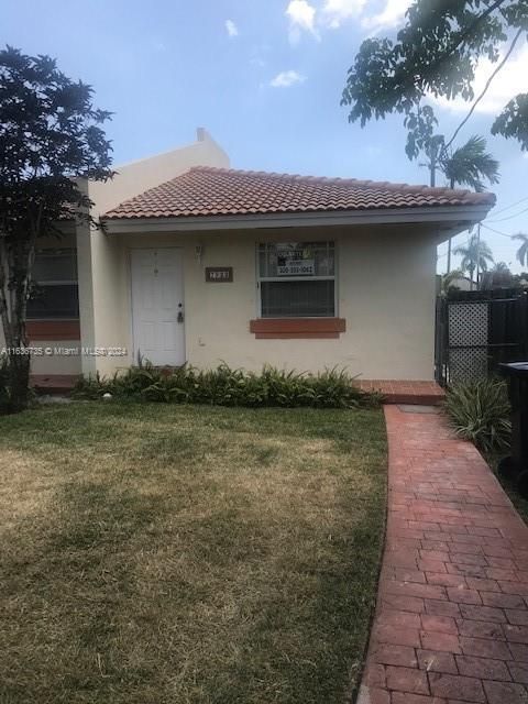 Recientemente alquilado: $2,800 (2 camas, 2 baños, 2580 Pies cuadrados)