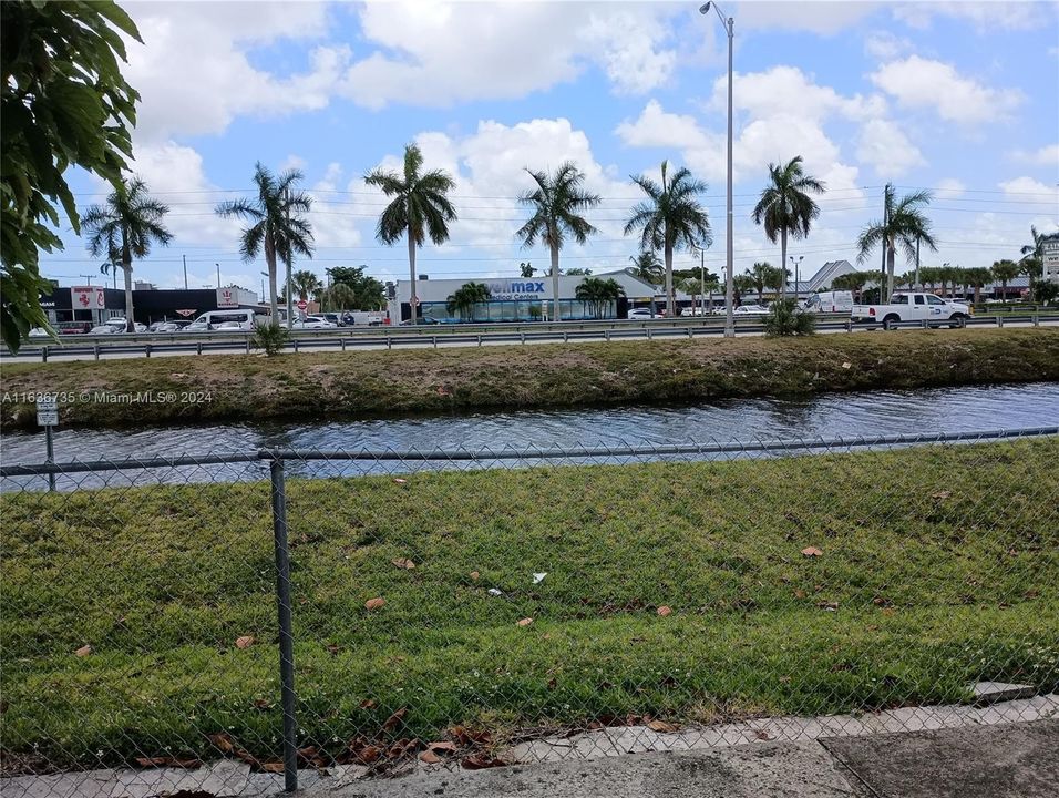 Recientemente alquilado: $2,800 (2 camas, 2 baños, 2580 Pies cuadrados)