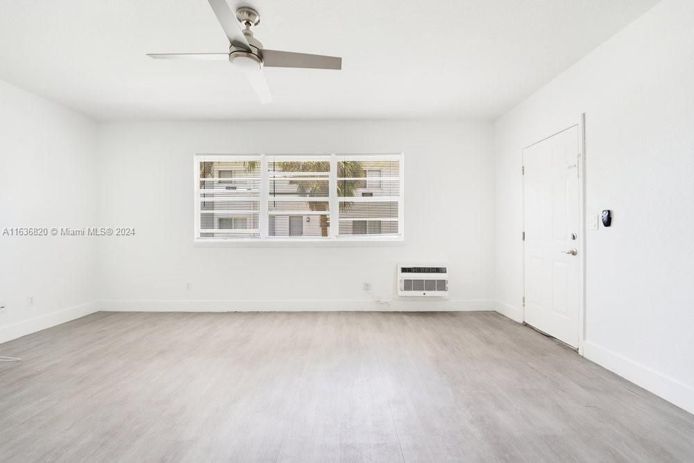 Recently Rented: $2,500 (2 beds, 1 baths, 1000 Square Feet)