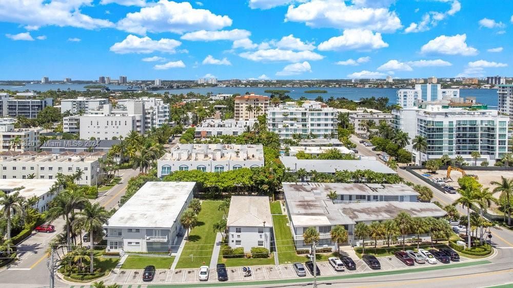 Recently Rented: $2,500 (2 beds, 1 baths, 1000 Square Feet)