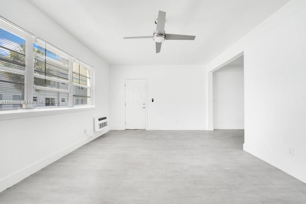 Recently Rented: $2,500 (2 beds, 1 baths, 1000 Square Feet)