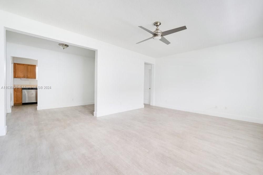 Recently Rented: $2,500 (2 beds, 1 baths, 1000 Square Feet)