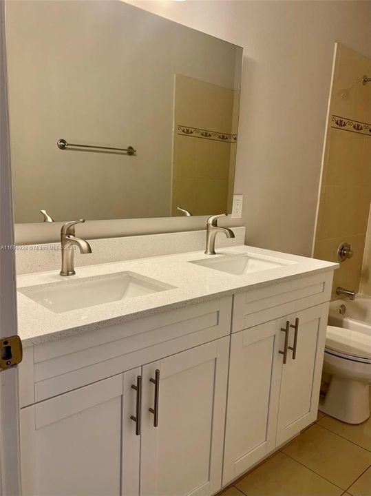 2nd Bathroom Dual Sinks