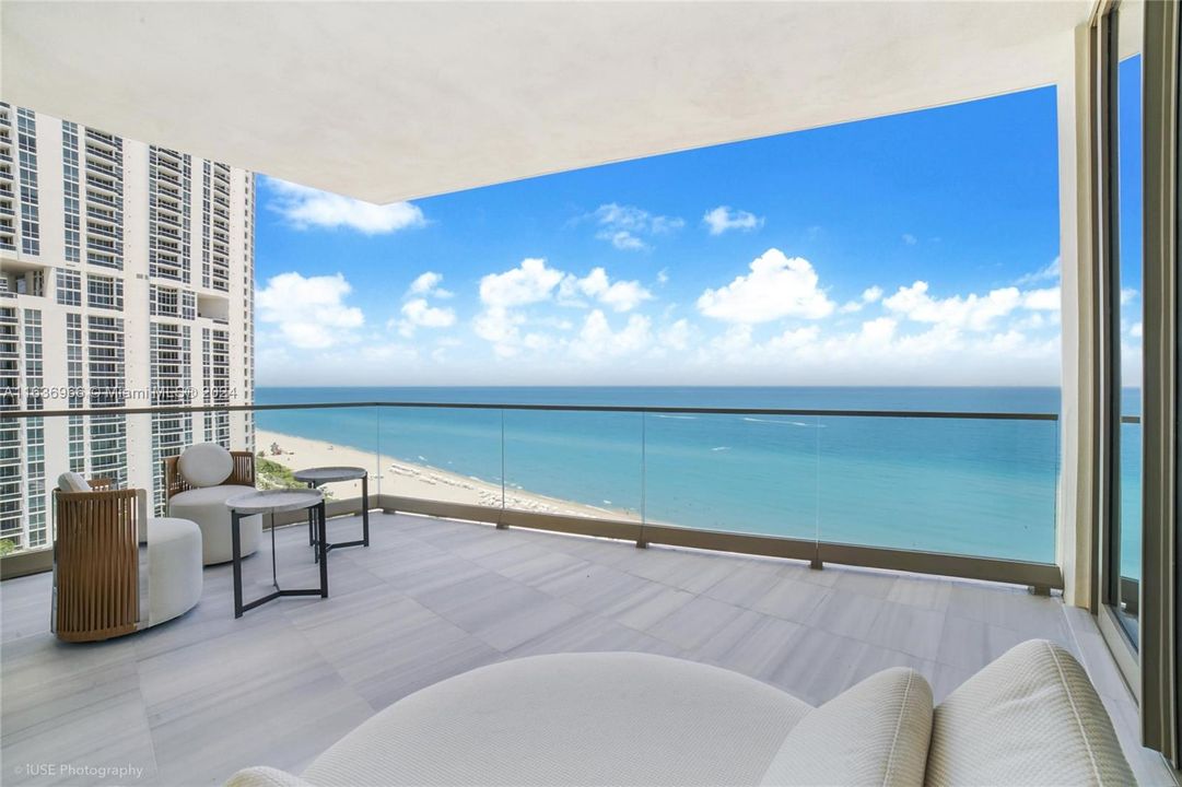 For Sale: $10,500,000 (4 beds, 5 baths, 4385 Square Feet)