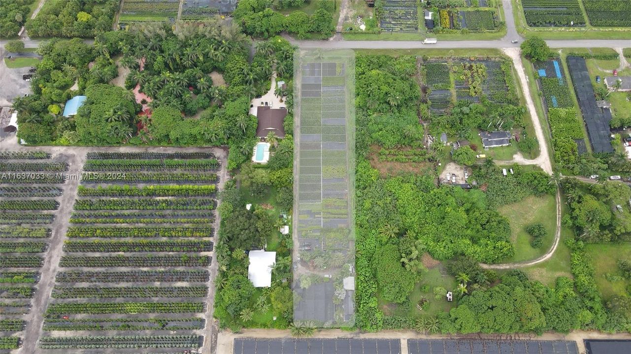 待售: $325,000 (1.00 acres)