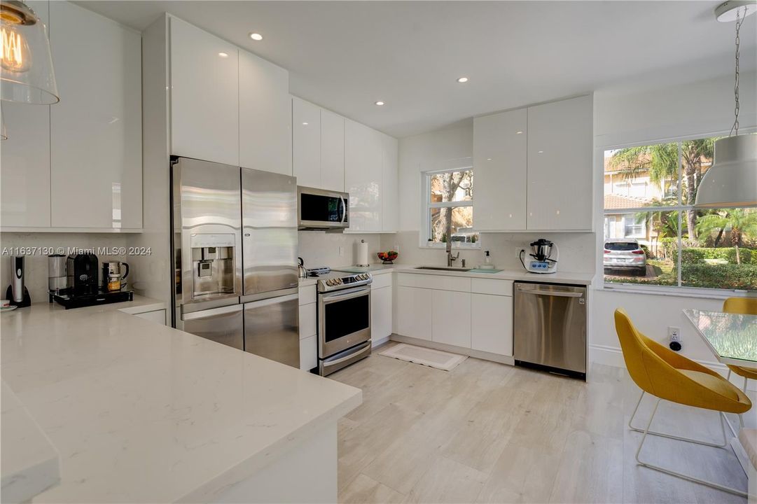 Open kitchen floorplan