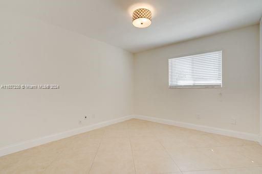 4th bedroom with large wall to wall closet