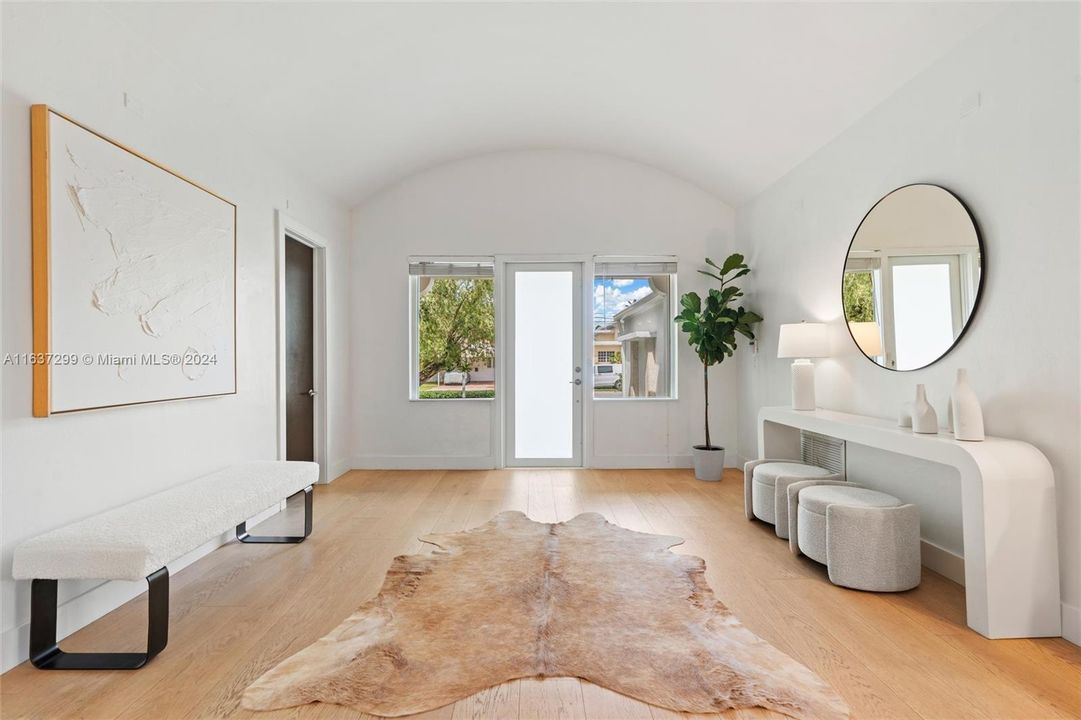 Active With Contract: $2,395,000 (4 beds, 3 baths, 2494 Square Feet)