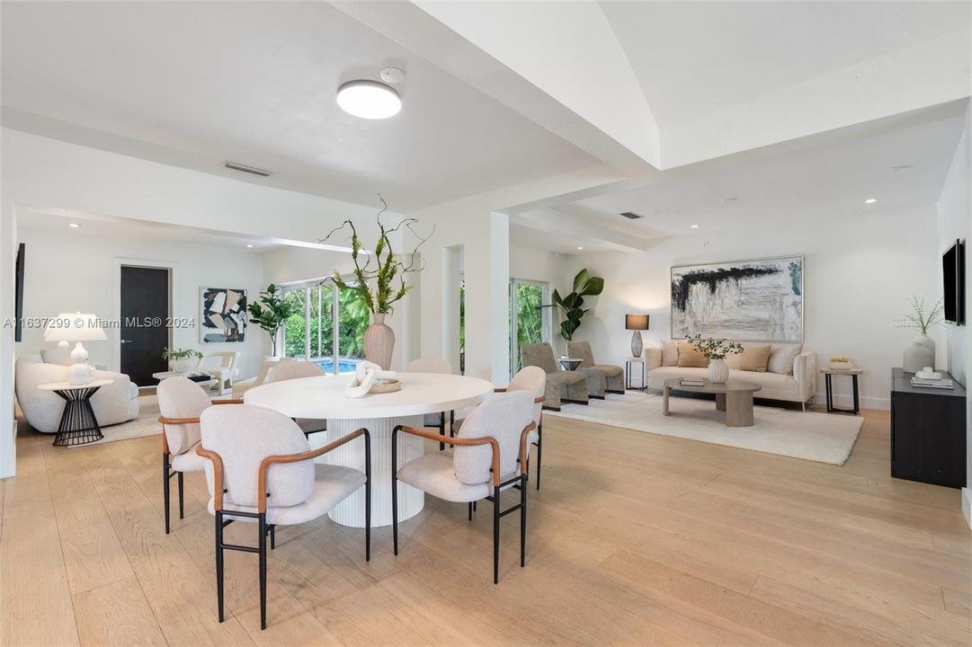 Active With Contract: $2,395,000 (4 beds, 3 baths, 2494 Square Feet)