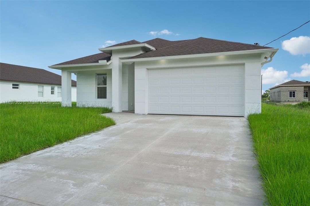 Active With Contract: $339,900 (4 beds, 2 baths, 1534 Square Feet)