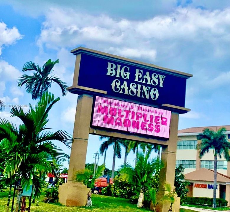 BIG EASY CASINOIS ONLY 1 BLOCK AWAY