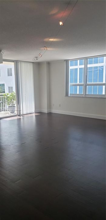 En Venta: $600,000 (2 camas, 2 baños, 1173 Pies cuadrados)